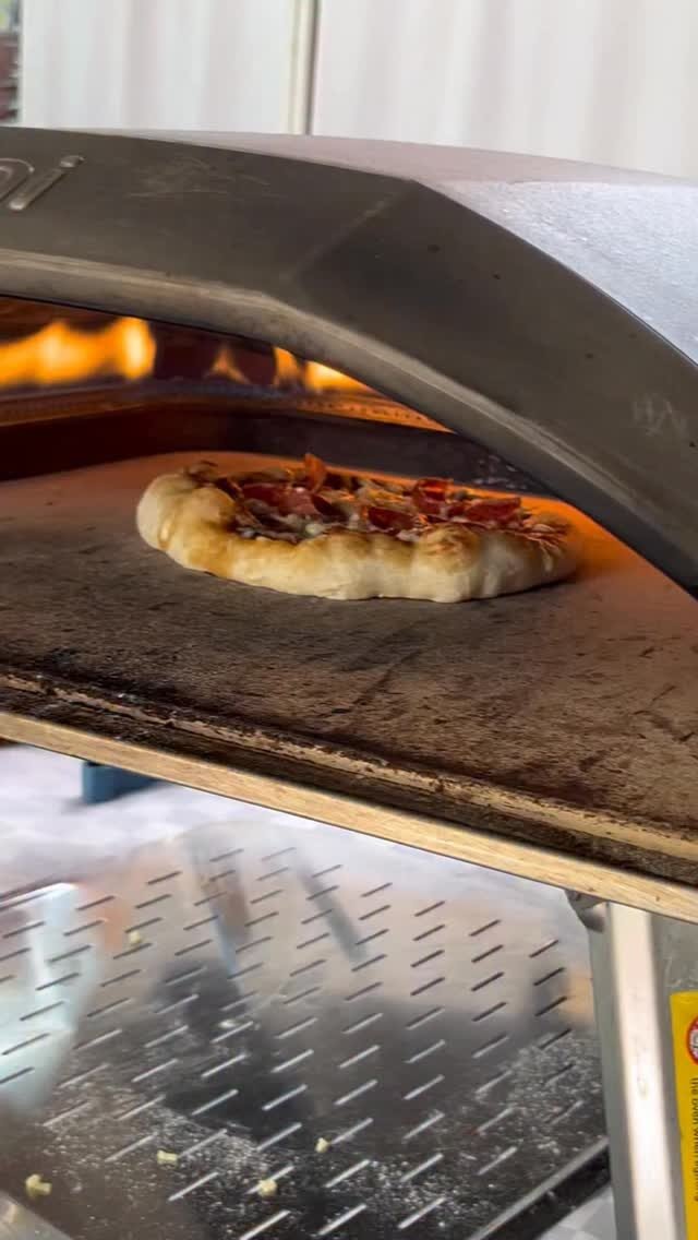 Instagram post from lapulgapicosa. This post is in position 1.