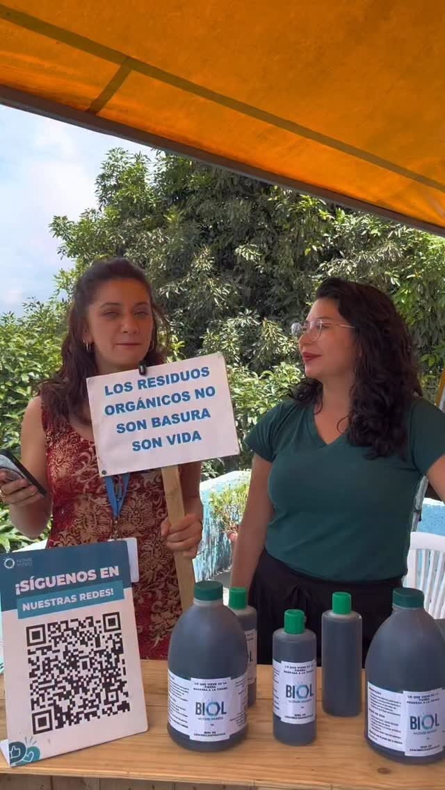 Instagram post from lapulgapicosa. This post is in position 3.