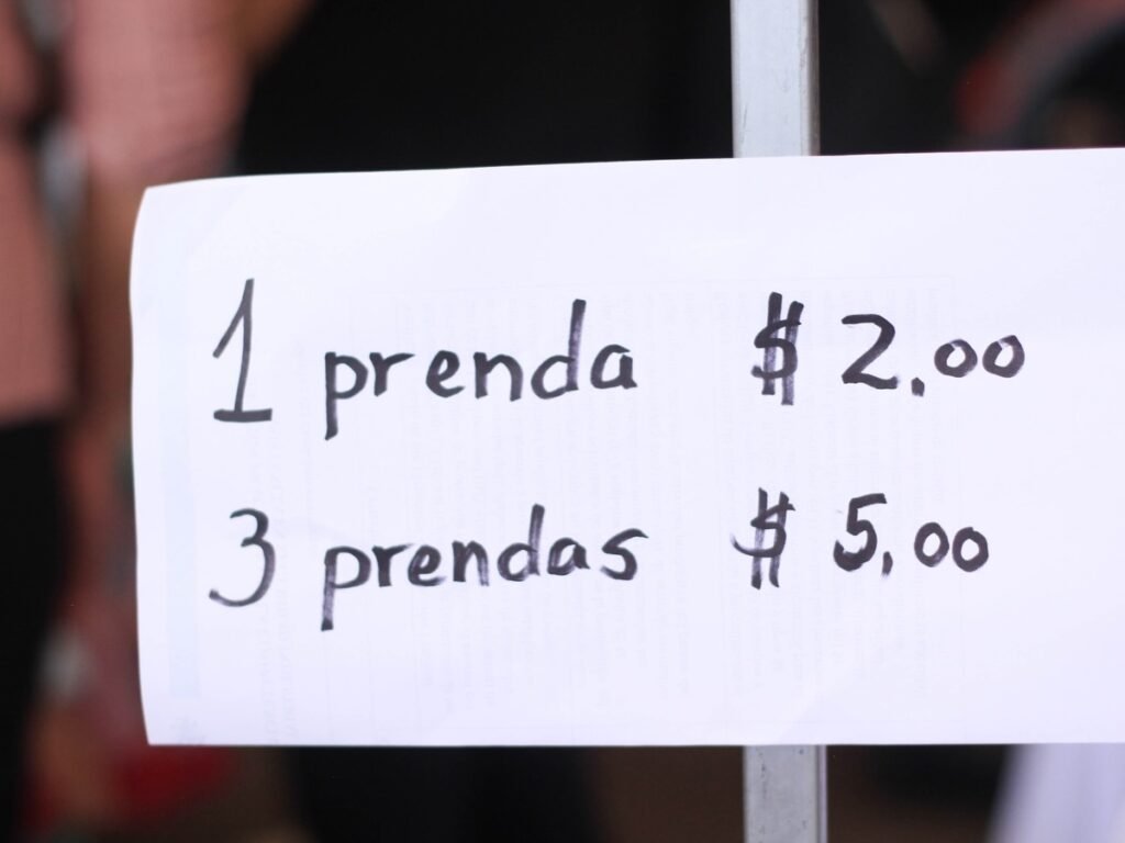 Instagram post from lapulgapicosa. This post is in position 4.