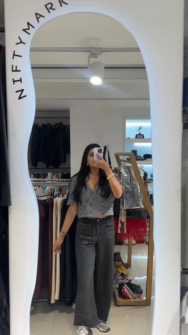 Instagram post from lapulgapicosa. This post is in position 3.