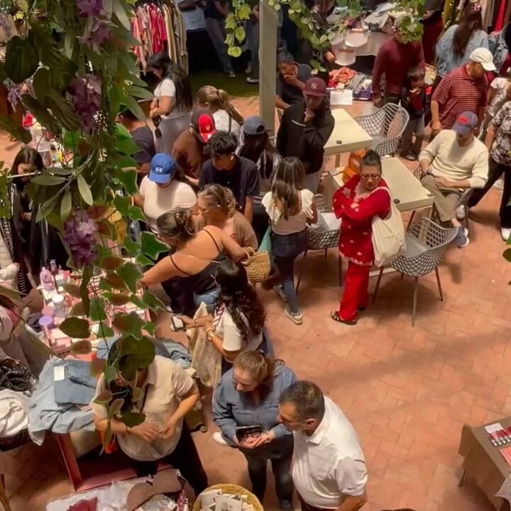 Instagram post from lapulgapicosa. This post is in position 1.