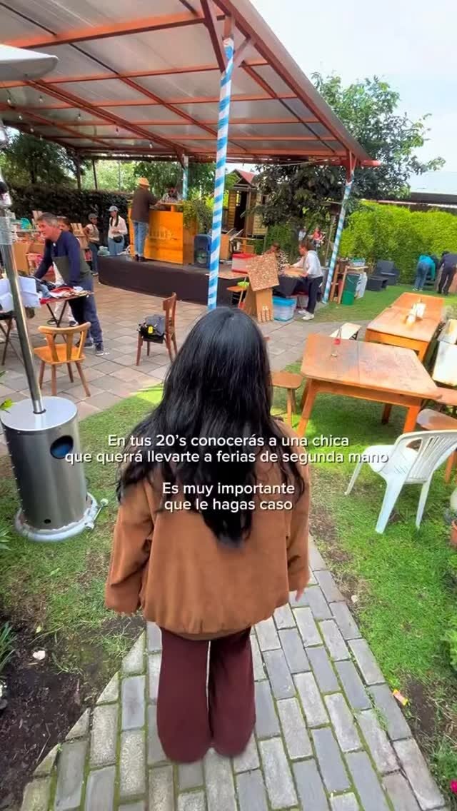 Instagram post from lapulgapicosa. This post is in position 2.